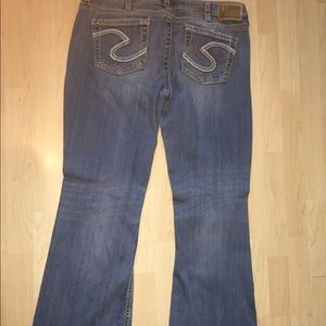 Women’s silver jeans
